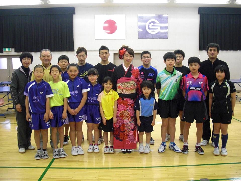 枝里コーチが成人式のあと練習