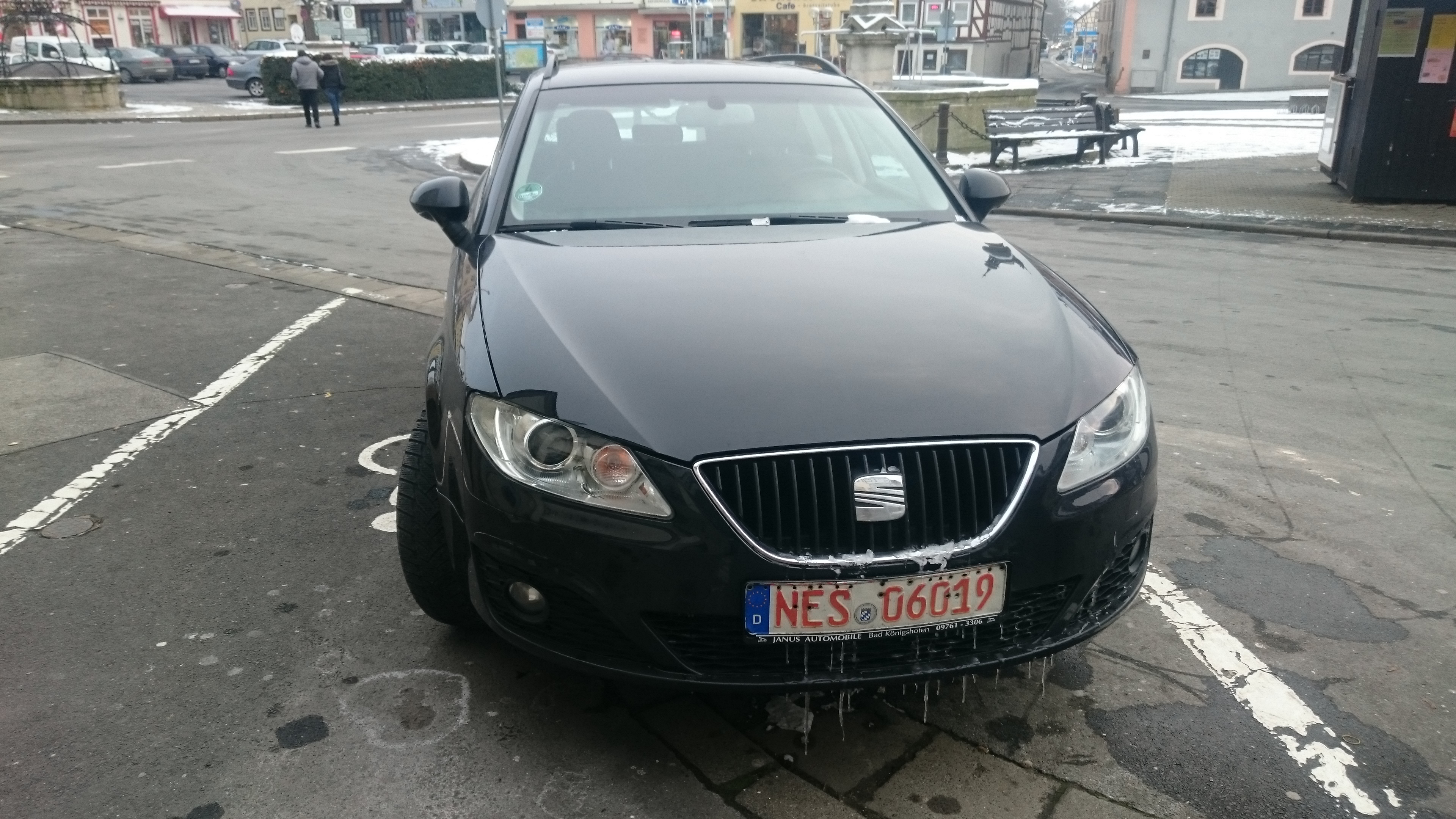 車正面