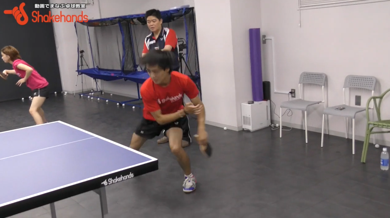 ペンのフォアドライブ。トップ選手のタイミングと足の使い方 by邱建新