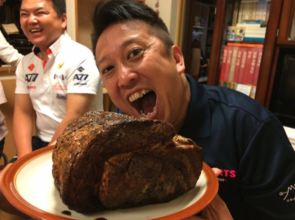 橋本慶一さんと卓球談義で盛り上がりました