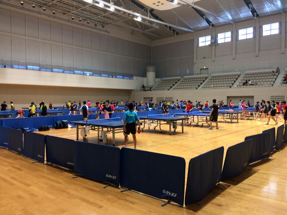 全国中学校卓球大会【目立つ選手】がいます