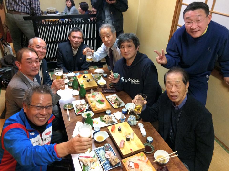 師匠に呼ばれ、卓球の指導者やトップ選手が集まりました