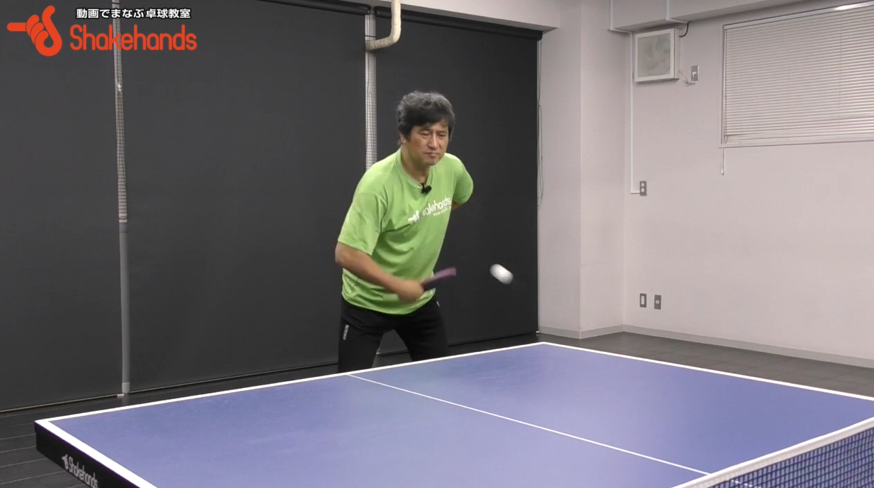 平岡義博の最新バックドライブ。下がっても安定して打てる