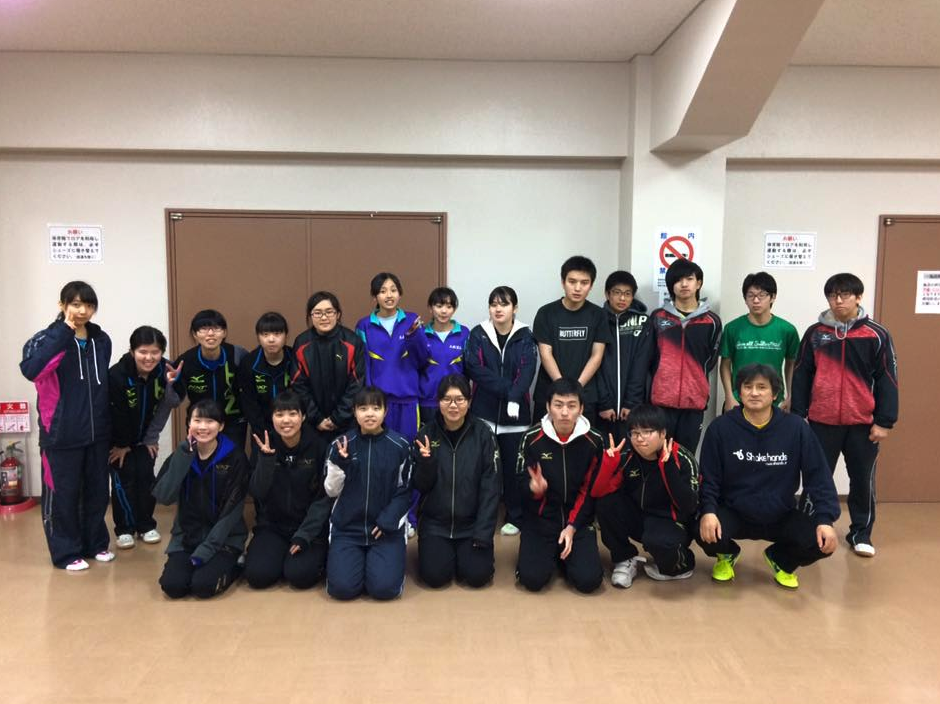 元気に卓球のお勉強