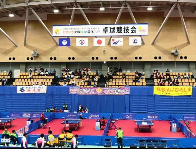 最終日にプレーしている卓球選手は、 全員が４高校関係だけ