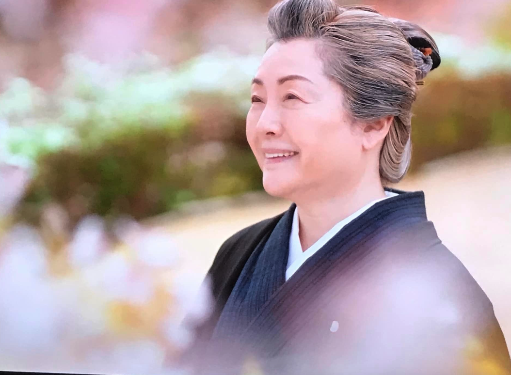 映画【卓球温泉】 温泉街の若旦那役の出演者の方々や主演の松坂慶子さんの卓球指導しました
