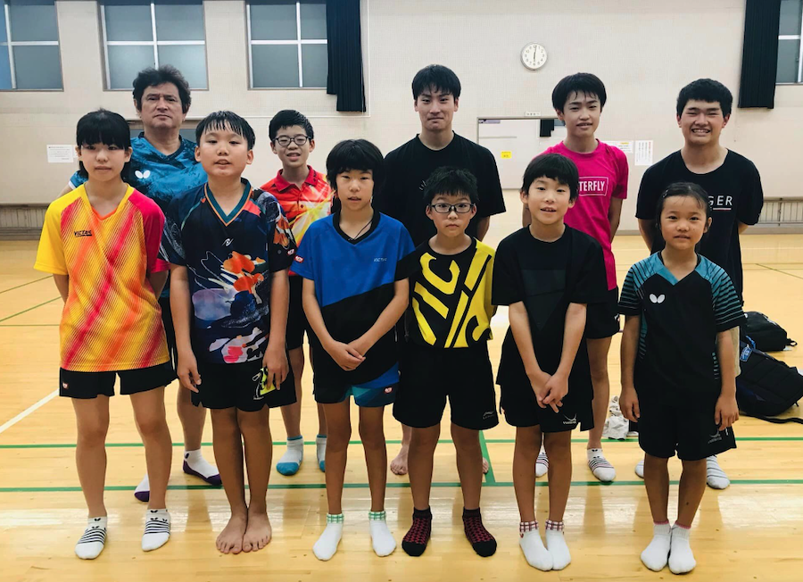 クラブ卒業生の村上達哉くん、大学3年の時は、全日本選手権のシングルスとダブルスともにランク決定戦まで進出