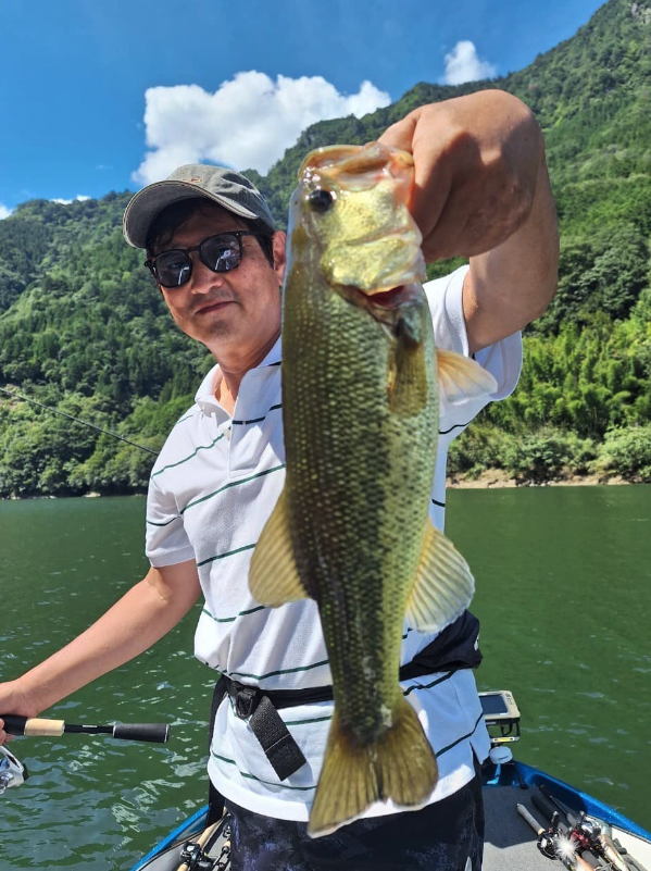 卓球では、偉そうに指導している私ですが、初心者や上手く出来ない人の気持ちが、よ〜く解りました