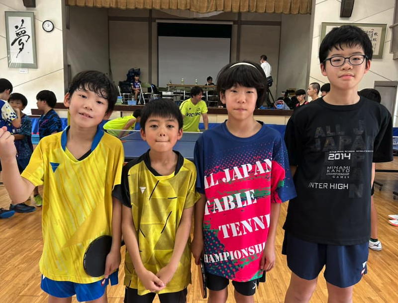 松徳学院中高は、良い選手も集まっていて、技術レベルが向上しているだけでなく、 卓球練習での集中力や雰囲気も格段と良くなっています