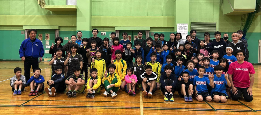 『4スタンス理論』の坂本さんと合流。  岡野康幸さんの無痛の施術を受けて痛みのあった左肩は可動域アップ！