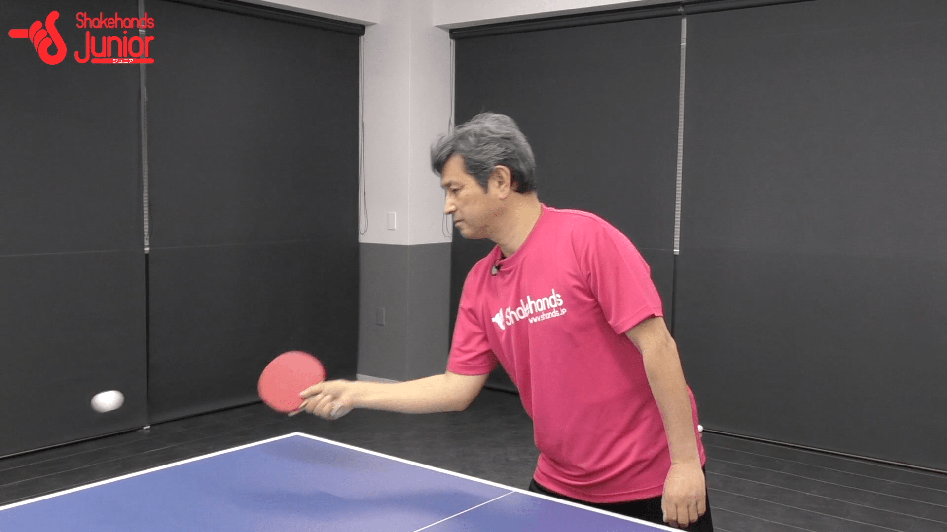 難しいフォアツッツキも耳スイングで安定するby平岡義博